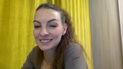 alexa_dreaam online show from October 2025 05:03:02 PM