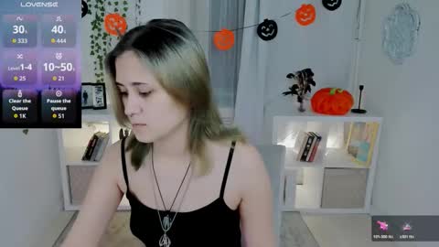 Snapshot of alexa_lexi chatting on October 2025 11:07:01 AM alexa_lexi online show from October 2025 11:07:01 AM