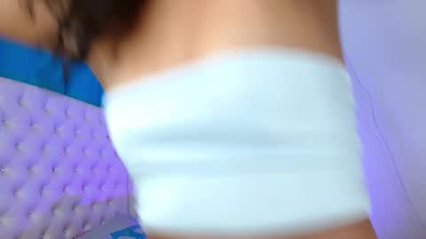   online show from November 2025 08:10:01 PM