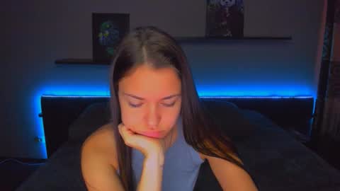 angel online show from October 2025 12:22:02 AM