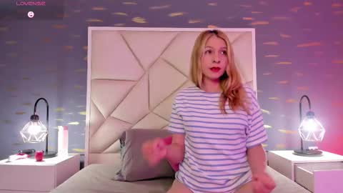 Snapshot of alexafoxx_ chatting on February 2026 12:59:02 PM online show from February 2026 12:59:02 PM