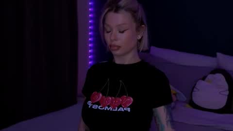 Alexa Mason online show from March 2026 02:05:02 AM