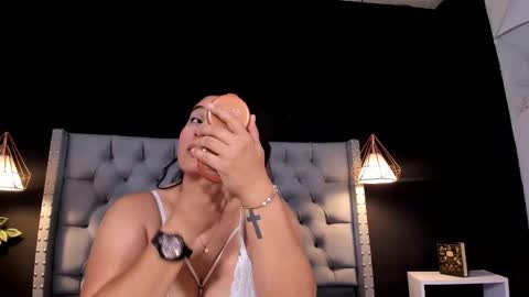 Snapshot of alexamora__ chatting on October 2025 10:57:02 AM C A M I L A  online show from October 2025 10:57:02 AM