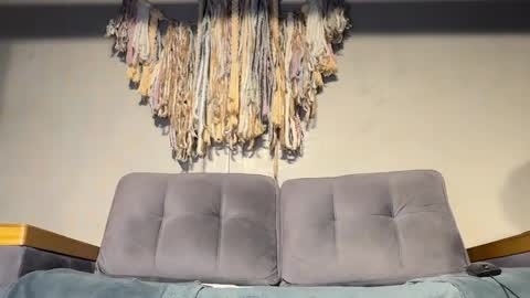 Alex  Dani online show from March 2025 04:32:01 AM