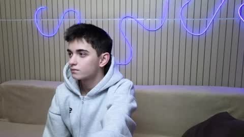Alexander online show from April 2026 04:37:01 PM