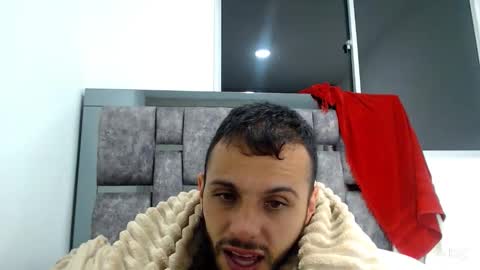 alexander_2015 online show from October 2025 04:45:02 AM