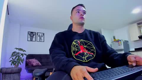 Alex Collin online show from December 2024 12:06:01 PM