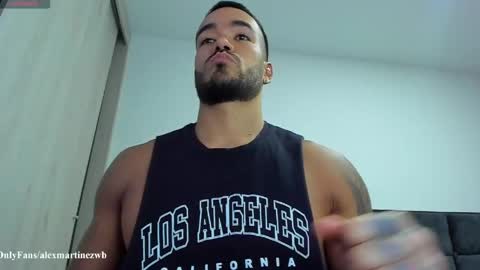 Snapshot of alexander_martines chatting on May 2026 11:10:02 PM Onlyfansalexmartinezwb Instagram alexwbmartinez Twitter martinezcb937 online show from May 2026 11:10:02 PM