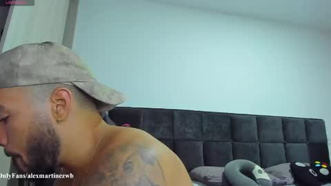 Snapshot of alexander_martines chatting on May 2026 01:57:16 AM Onlyfansalexmartinezwb Instagram alexwbmartinez Twitter martinezcb937 online show from May 2026 01:57:16 AM