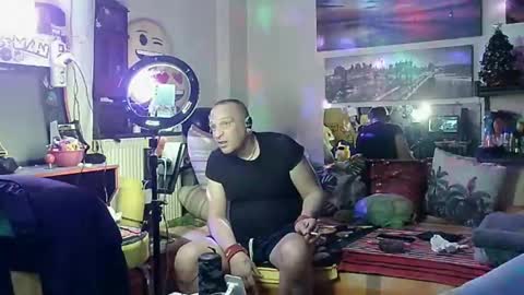 Snapshot of alexanderpatras chatting on January 2025 10:31:02 PM Alexander online show from January 2025 10:31:02 PM