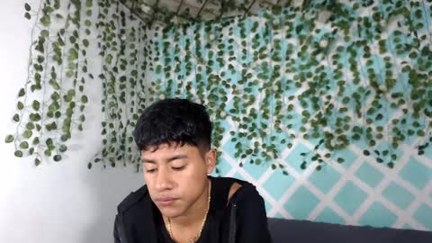 chicos hot online show from September 2025 01:43:02 PM