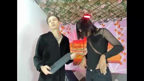 chicos hot online show from February 2026 01:43:01 PM