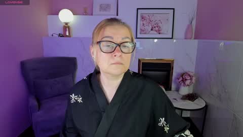 Alexandra online show from January 2025 01:52:02 PM