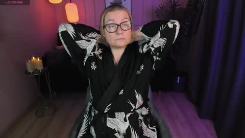 Snapshot of alexandra_kind chatting on January 2025 03:48:01 AM Alexandra online show from January 2025 03:48:01 AM