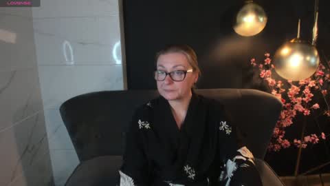 Snapshot of alexandra_kind chatting on January 2025 11:11:01 PM Alexandra online show from January 2025 11:11:01 PM