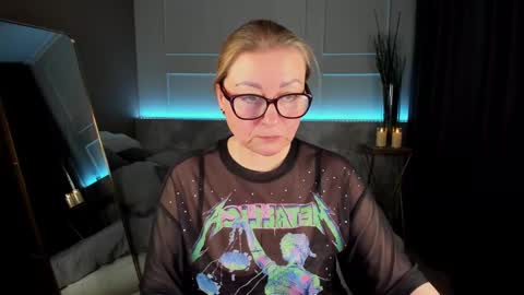 Snapshot of alexandra_kind chatting on February 2025 09:09:01 PM Alexandra online show from February 2025 09:09:01 PM