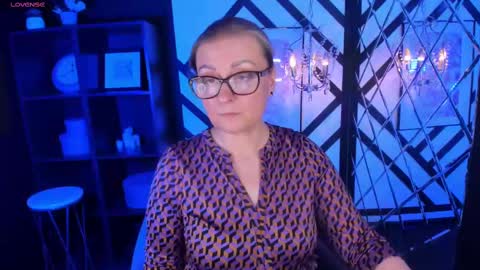 Snapshot of alexandra_kind chatting on March 2025 05:29:01 PM Alexandra online show from March 2025 05:29:01 PM