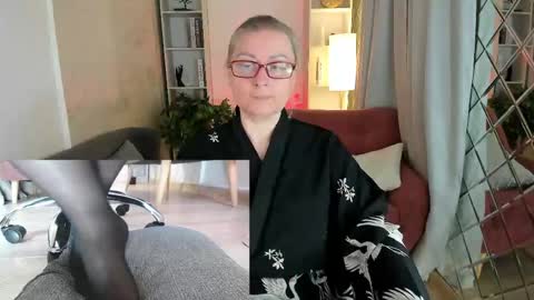 Snapshot of alexandra_kind chatting on May 2026 02:36:02 PM Alexandra online show from May 2026 02:36:02 PM
