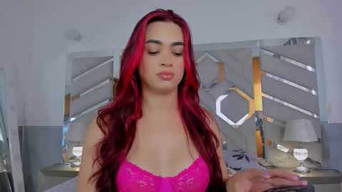 Alexandra ig  alexandraax09  online show from April 2026 02:50:01 PM