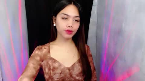 Andrea online show from October 2025 05:10:02 PM