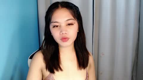 Andrea online show from April 2026 11:02:01 PM