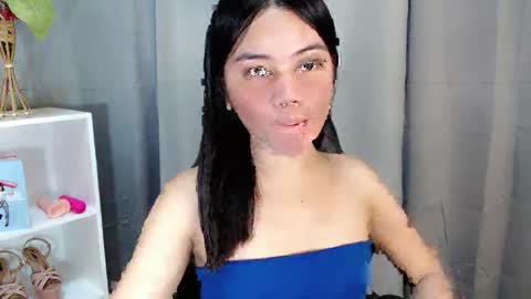 Andrea online show from April 2026 04:34:01 AM