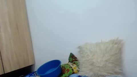 alexandrasaen online show from February 2025 10:47:02 PM