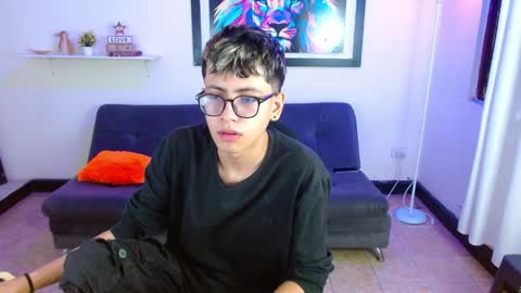 alex online show from April 2026 01:52:02 PM