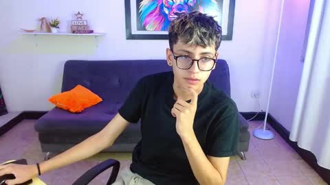 alex online show from April 2026 02:01:02 PM