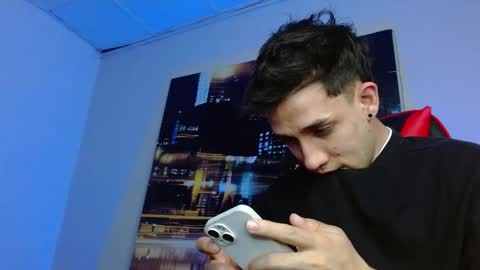 alexgiraldo__ online show from March 2026 10:25:02 PM