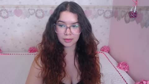 Snapshot of alexiarestrepo chatting on February 2025 03:14:01 PM Alexia online show from February 2025 03:14:01 PM