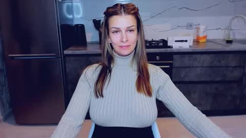 Alexia online show from February 2025 07:17:02 PM