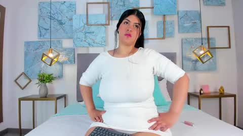 ALEXIA  online show from May 2026 01:16:01 PM