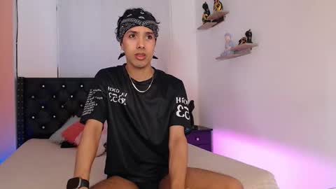 Alexis online show from September 2025 06:53:02 PM