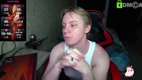 Alexis online show from October 2025 09:03:01 PM