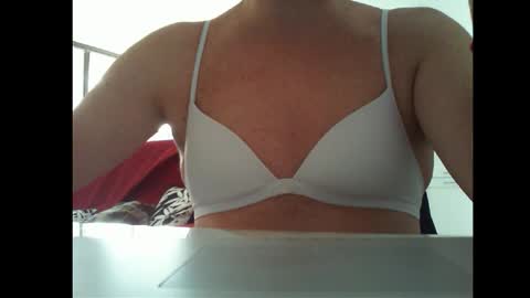 Alexia online show from October 2025 09:18:01 AM