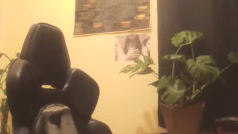 Snapshot of alexopenmind21 chatting on May 2026 01:23:02 AM Alexxx online show from May 2026 01:23:02 AM