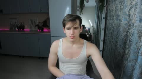 Snapshot of alexs_771 chatting on January 2025 12:50:01 PM Dennis online show from January 2025 12:50:01 PM