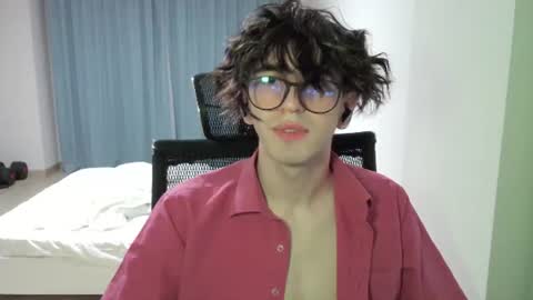 Alex online show from June 2026 06:01:02 PM