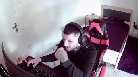 Snapshot of alexthepro00 chatting on January 2026 11:15:01 AM alexthepro00 online show from January 2026 11:15:01 AM