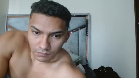 alex y luisa online show from March 2026 02:12:01 PM