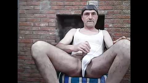 Snapshot of alexx_70 chatting on November 2025 03:38:01 AM Alexandr online show from November 2025 03:38:01 AM