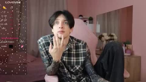 Alex online show from November 2025 12:07:02 PM