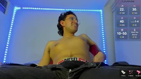 Alexander online show from September 2025 04:26:01 AM