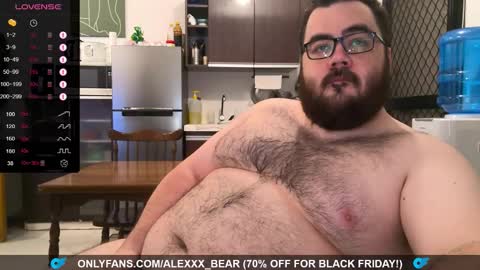 Snapshot of alexxxbear chatting on November 2025 10:47:02 PM alexxxbear online show from November 2025 10:47:02 PM