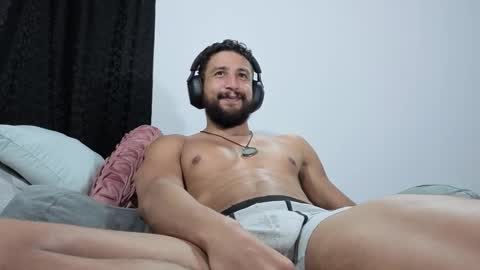 Alferiel online show from October 2025 03:20:02 AM