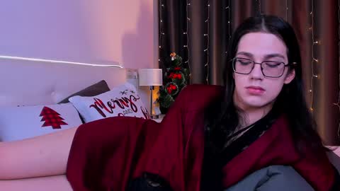 Alfreda online show from January 2025 08:57:01 PM