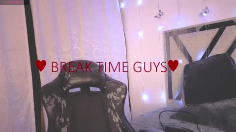 Snapshot of alfresii_rivera chatting on October 2025 01:58:02 AM Carolina Join The Fan Club online show from October 2025 01:58:02 AM