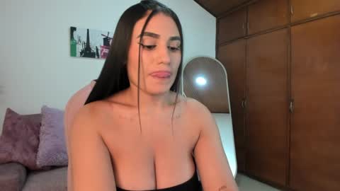 Snapshot of alheli_16 chatting on May 2026 12:32:02 PM Alheli online show from May 2026 12:32:02 PM