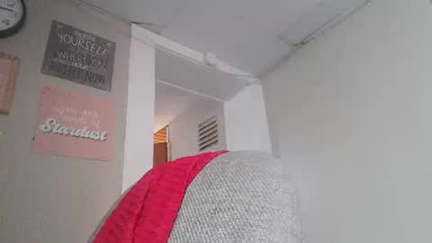 Snapshot of ali_tayler chatting on October 2025 03:07:01 PM ali_tayler online show from October 2025 03:07:01 PM